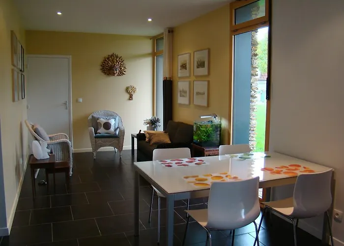 Alojamento de Acomodação e Pequeno-almoço La Passacaille 3*